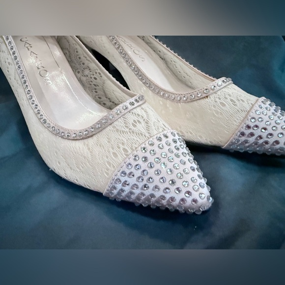 Caparros Shoes - NWT Caparros Light Ivory Embellished Heels with Rhinestones & Lace